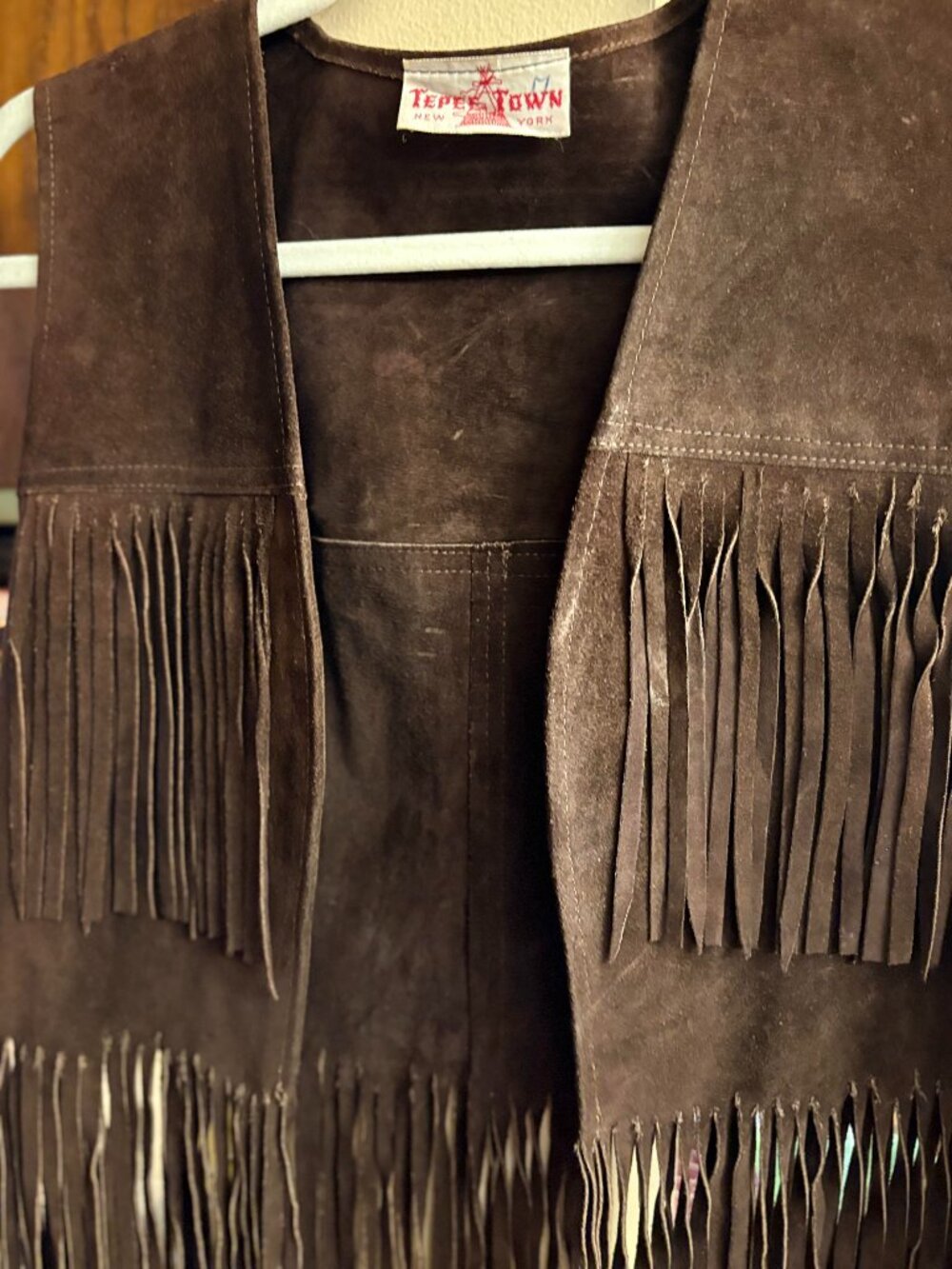 VINTAGE TEPEE TOWN NY FRINGE VEST